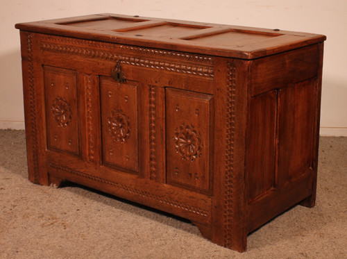 Renaissance Oak Chest - 17th Century