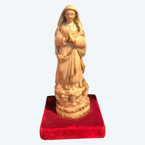 Virgin in ivory Goa 18th century