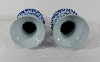  Pair of ceramic vases, China - Late 19th century