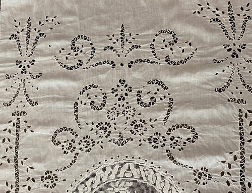 Embroidered Linen Bedcover or Tablecloth With Puttis And Rinceaux Decor 19th century