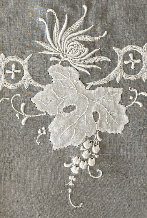 Linen Tablecloth Decorated With Flowers, Grapes, Vine Leaves Early XXth Century