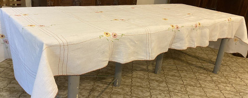 Large Linen Tablecloth Embroidered with Flower Decor XIX ème