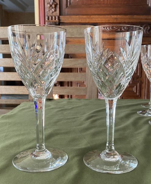 Crystal Glasses St Louis Cut model Chantilly 32 Pieces XX th