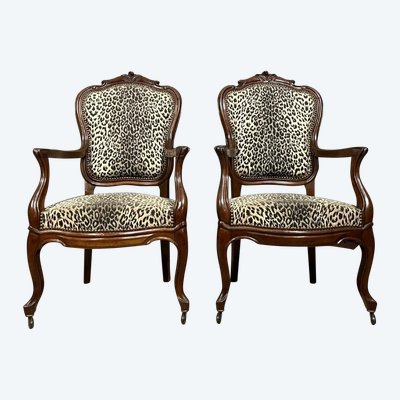 paire de Fauteuils galbés époque Napoléon III en acajou vers 1850