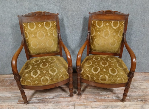 Pair of Empire/Consulat period mahogany armchairs circa 1800.