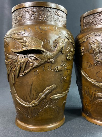 Pair of bronze vases decorated with birds Japan 19th century Meiji