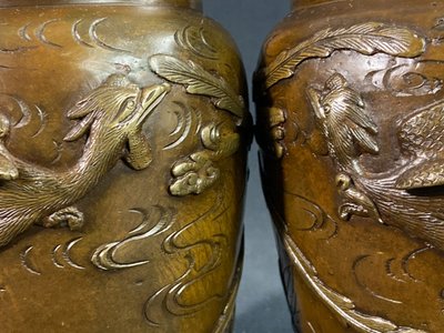 Pair of bronze vases decorated with birds Japan 19th century Meiji