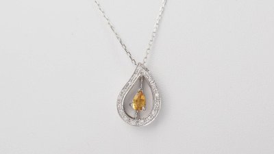 Collana in oro bianco, citrino e diamanti