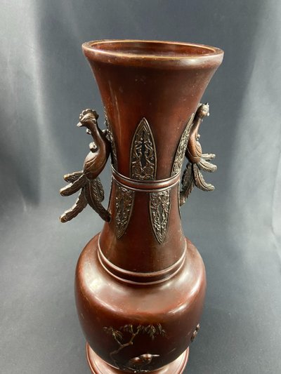 Grande vaso in bronzo del XIX secolo con disegno di uccelli Giappone Meiji