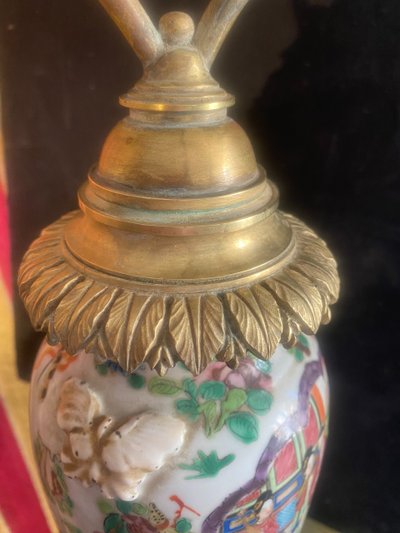 Very beautiful and remarkable Satsuma lamp base late 18th century Chinese vase with beautiful bronze mounting