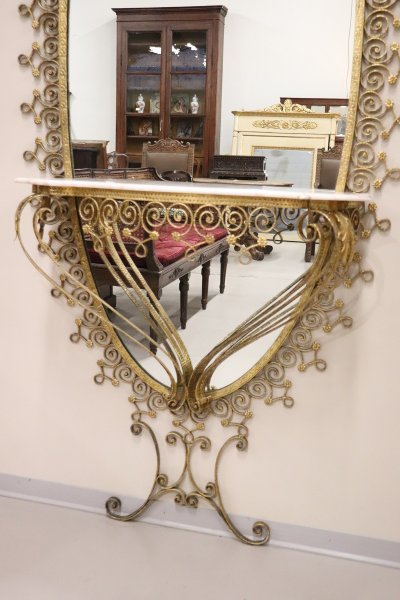 Oval Floor Mirror in Iron with Consolle Table in Marble attributed to Pier Luigi Colli