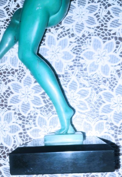 Skulptur aus der Zeit des Art Deco Statuette Fayral Pierre Le Faguays 1930