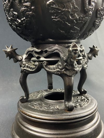 Large 19th century bronze vase with bird design Meiji Japan