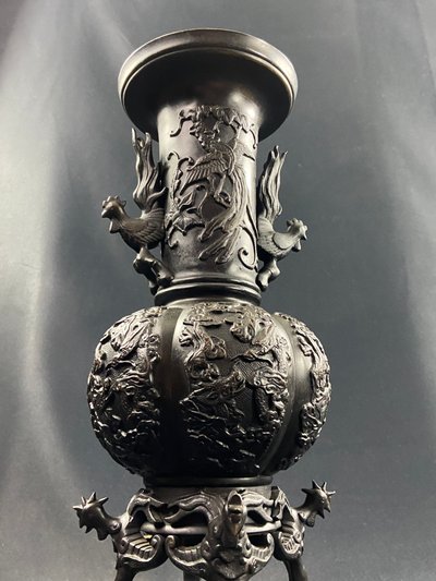 Large 19th century bronze vase with bird design Meiji Japan