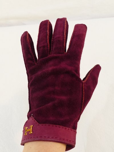 Paire de gants HERMES PARIS made in france en velour