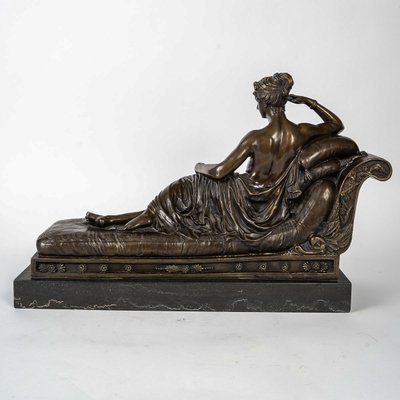 After Antonio Canova (1757-1822) - Pauline Borghese dite Venus Vitrix in bronze and marble circa 186