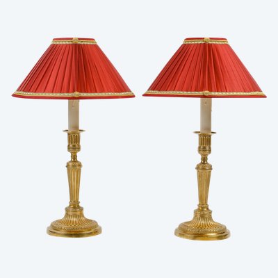 Pair of French Louis XVI period fluted gilt-bronze candlesticks mounted as table lamps circa 1780