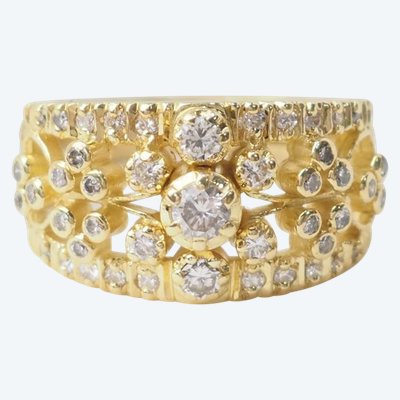 Vintage ring in yellow gold and diamonds