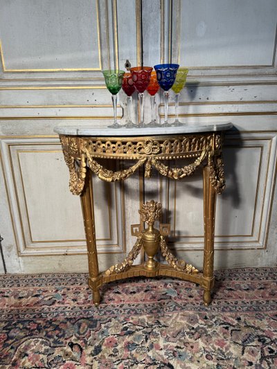 Louis XVI period gilded wood half moon console 18 eme