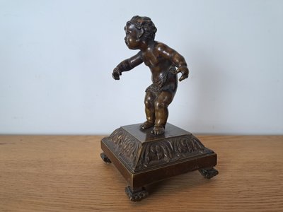 Dlg François Duquesnoy , Stehender Putto , Bronze , Ende XIX°.