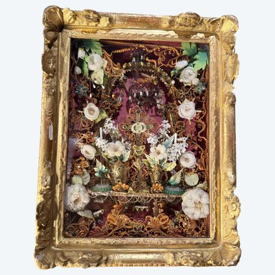 Reliquary Paperolles with 12 Relics – 19th Century