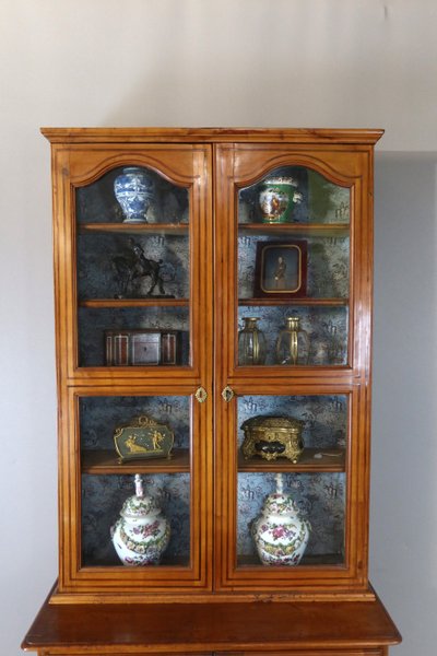 Buffet vitrine en noyer XIXème