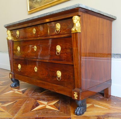 Commode d'époque Consulat en acajou bronze doré au mercure serrure trèfle & marbre bleu Turquin