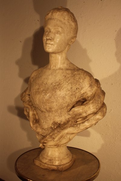  Bust in Carrara marble