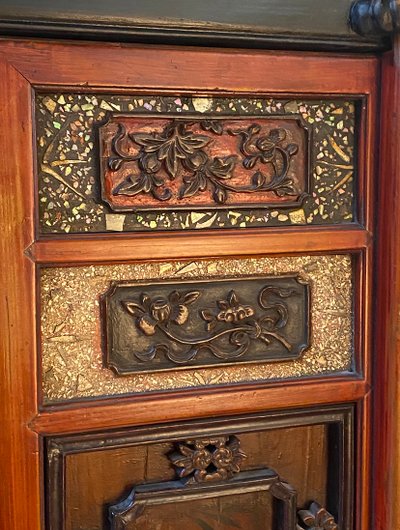 Small 19th-century carved Chinese armoire