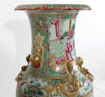  Canton porcelain vase on wooden base, China - 19th century