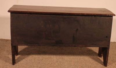 Oak Sabre Chest Or Plank Coffer Circa 1600