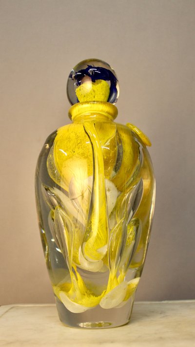 Blown glass bottle By Jean Claude Novaro (1943-2014)