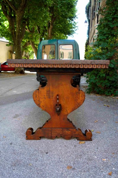 Large Italian abbey table in walnut