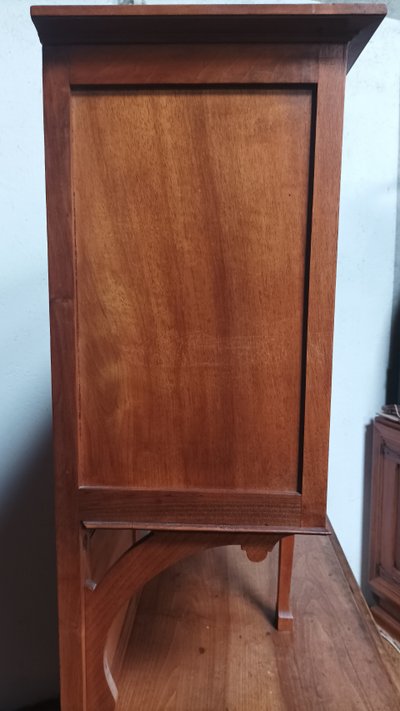 Art Nouveau Art Deco blond walnut sideboard