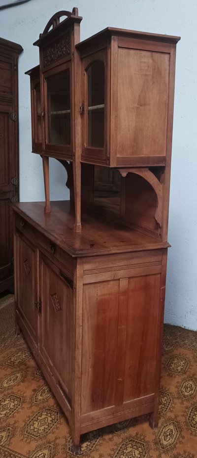 Art Nouveau Art Deco blond walnut sideboard