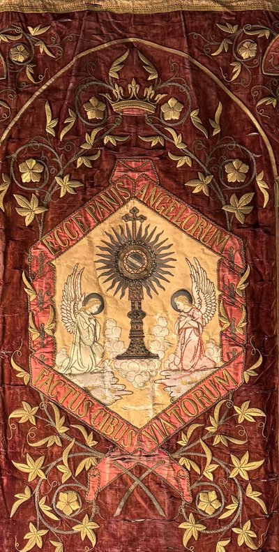 Large Christic Processional Banner - early 19th century