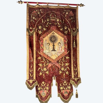 Large Christic Processional Banner - early 19th century