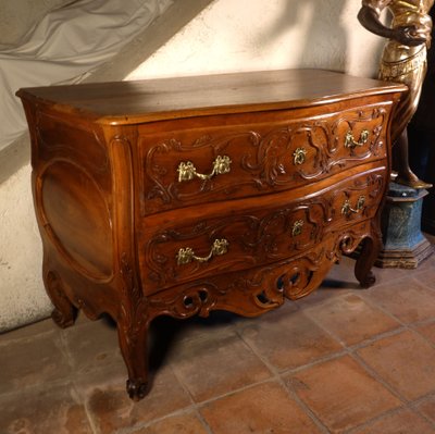 Nîmes chest of drawers with curved uprights