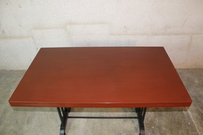 Table de bistrot avec dessus en bakelite et ses 4 chaises en hêtre époque Art Déco