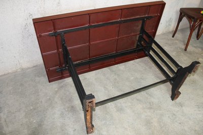 Table de bistrot avec dessus en bakelite et ses 4 chaises en hêtre époque Art Déco