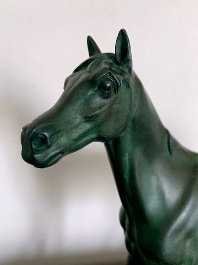 Horse Art Deco Patina Verte Régule