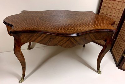 Napoleon III period cube marquetry center table