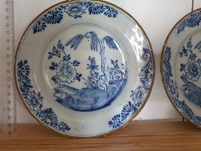 Pair of 18th c Delft plates marked  with the 3 bells of the Drei Klokken (establ Delft 1641)