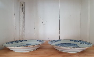 Pair of 18th c Delft plates marked  with the 3 bells of the Drei Klokken (establ Delft 1641)