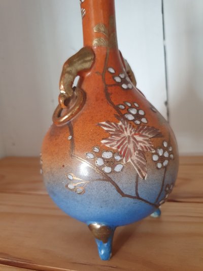 Meiji period Kyoto Satsuma tripod vase 