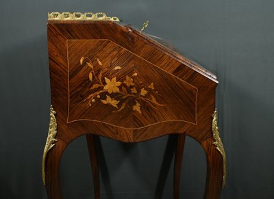 Small Rosewood Lady's Desk, Louis XV style - 2nd half 19th century