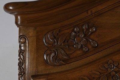 Walnut display bookcase, Louis XV style - Late 19th century