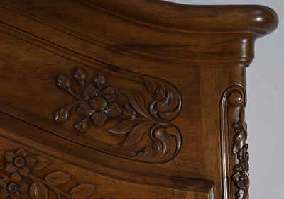 Walnut display bookcase, Louis XV style - Late 19th century