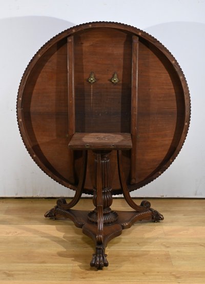 Rosewood Pedestal table, Napoleon III period - Mid-19th century