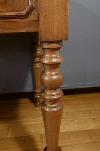 Solid Walnut Sloping Desk, Louis-Philippe Style – Part 2 of the 19th Century